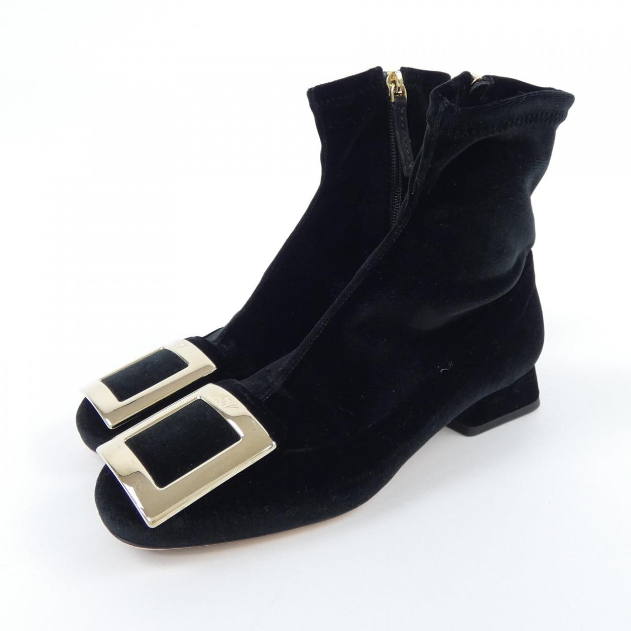 ロジェヴィヴィエ ROGER VIVIER ブーツ