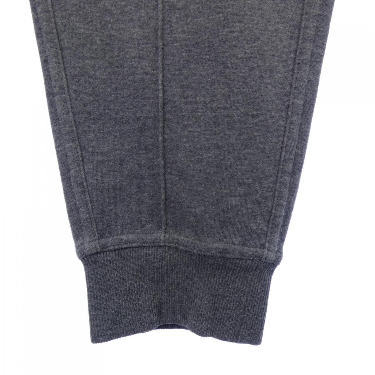 ブルネロクチネリ BRUNELLO CUCINELLI パンツ