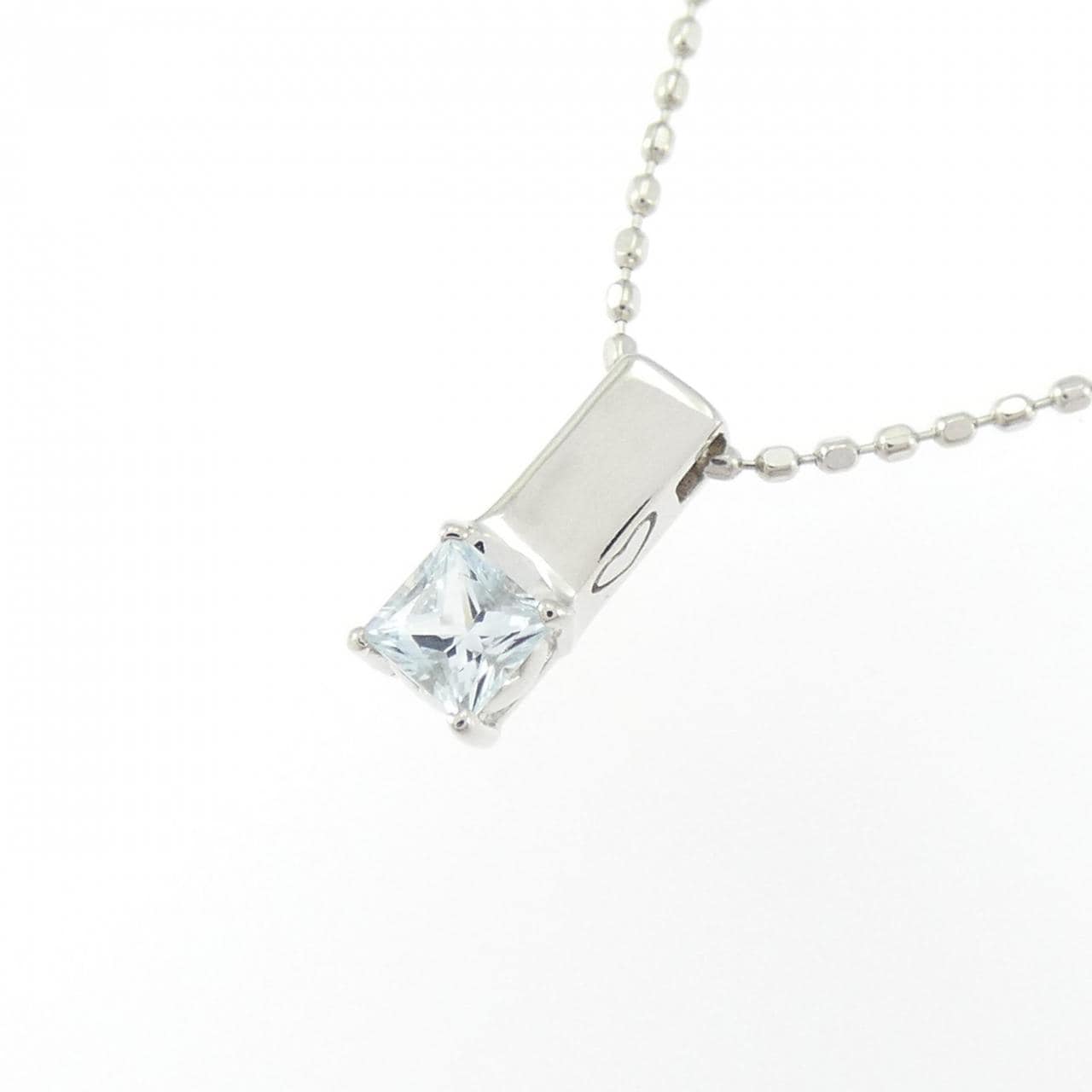 K10WG ブルートパーズ ネックレス 0.15CT