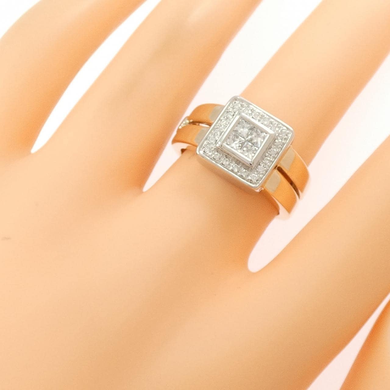 750PG/750WG ダイヤモンド リング 0.44CT