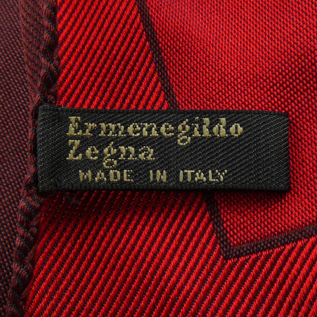 エルメネジルドゼニア Ermenegildo Zegna チーフ