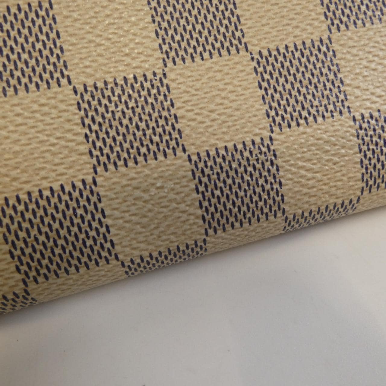 ルイヴィトン ダミエ アズール ジッピー ウォレット N60019 財布