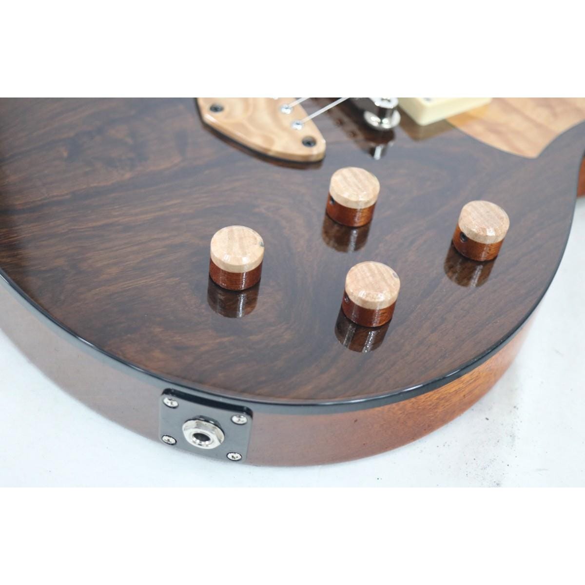 ＢＩＺＥＮ　ＷＯＲＫＳ　ＧＲＡＩＮ　ＲＯＳＥＷＯＯＤ　ＴＯＰ