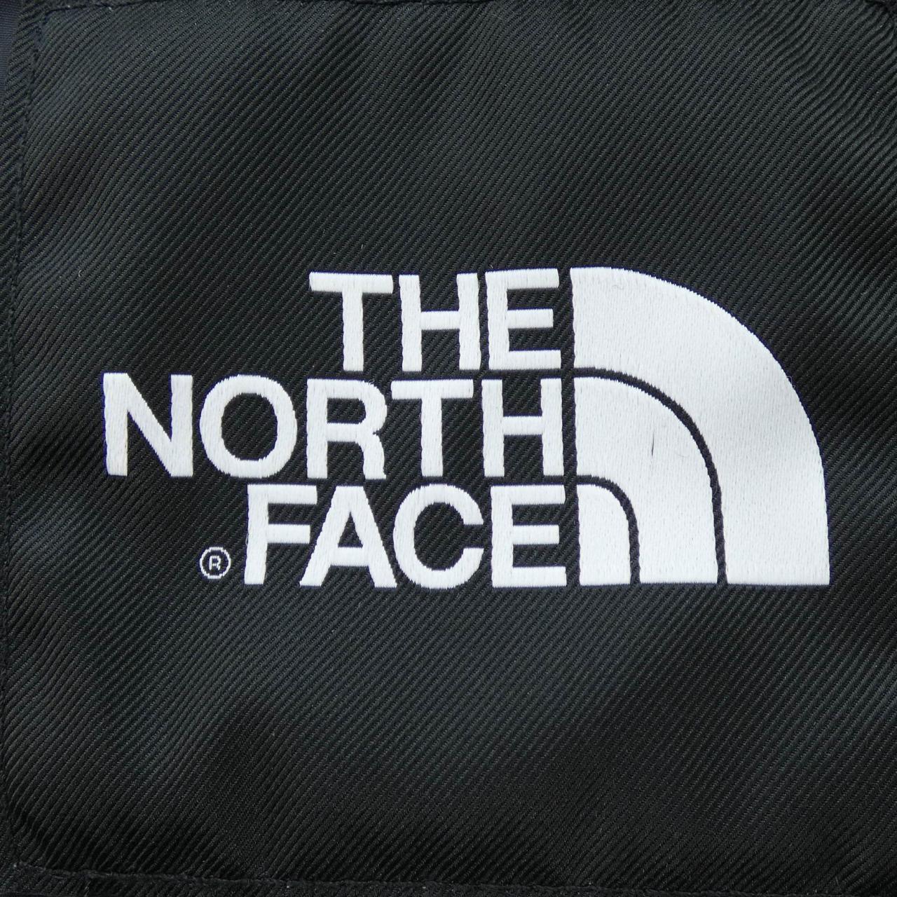 ザノースフェイス THE NORTH FACE NF0A3XEO レトロヌプシ ダウンジャケット