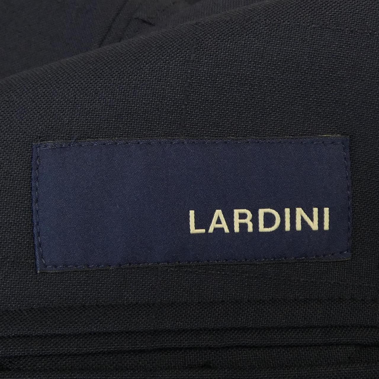ラルディーニ LARDINI スーツ