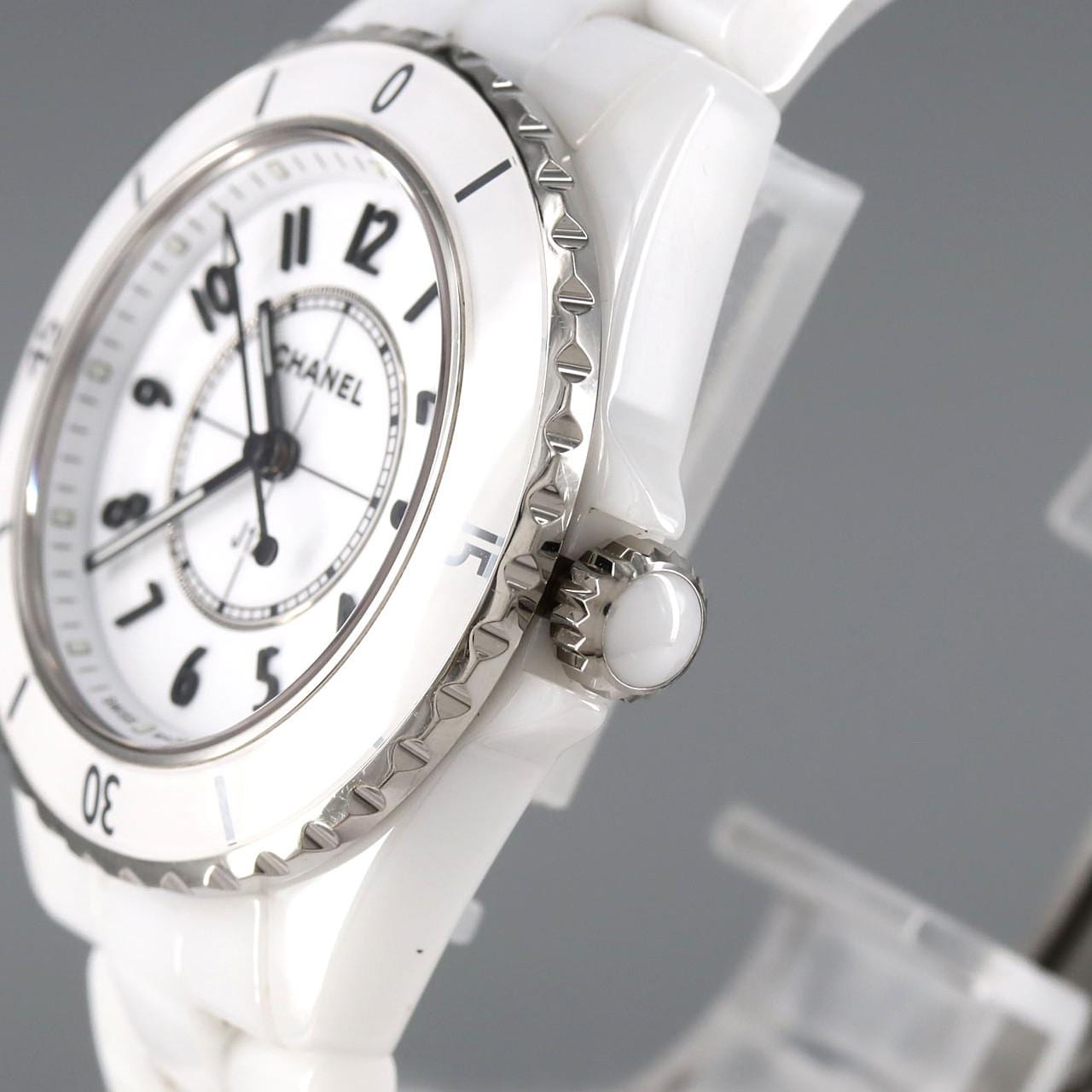 シャネル J12 33mmセラミック H5698 セラミック クォーツ