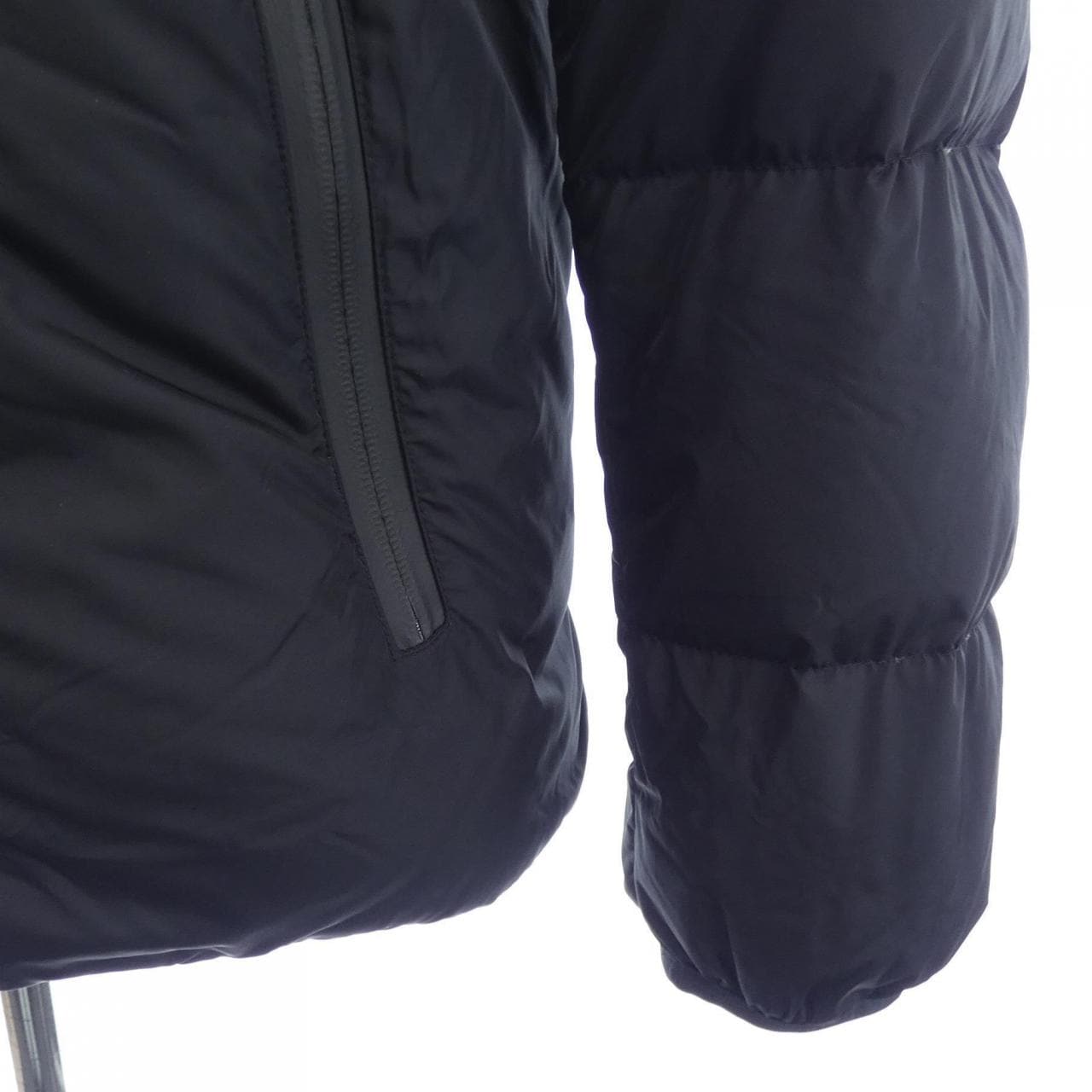 モンクレール MONCLER MONTCLA ダウンジャケット