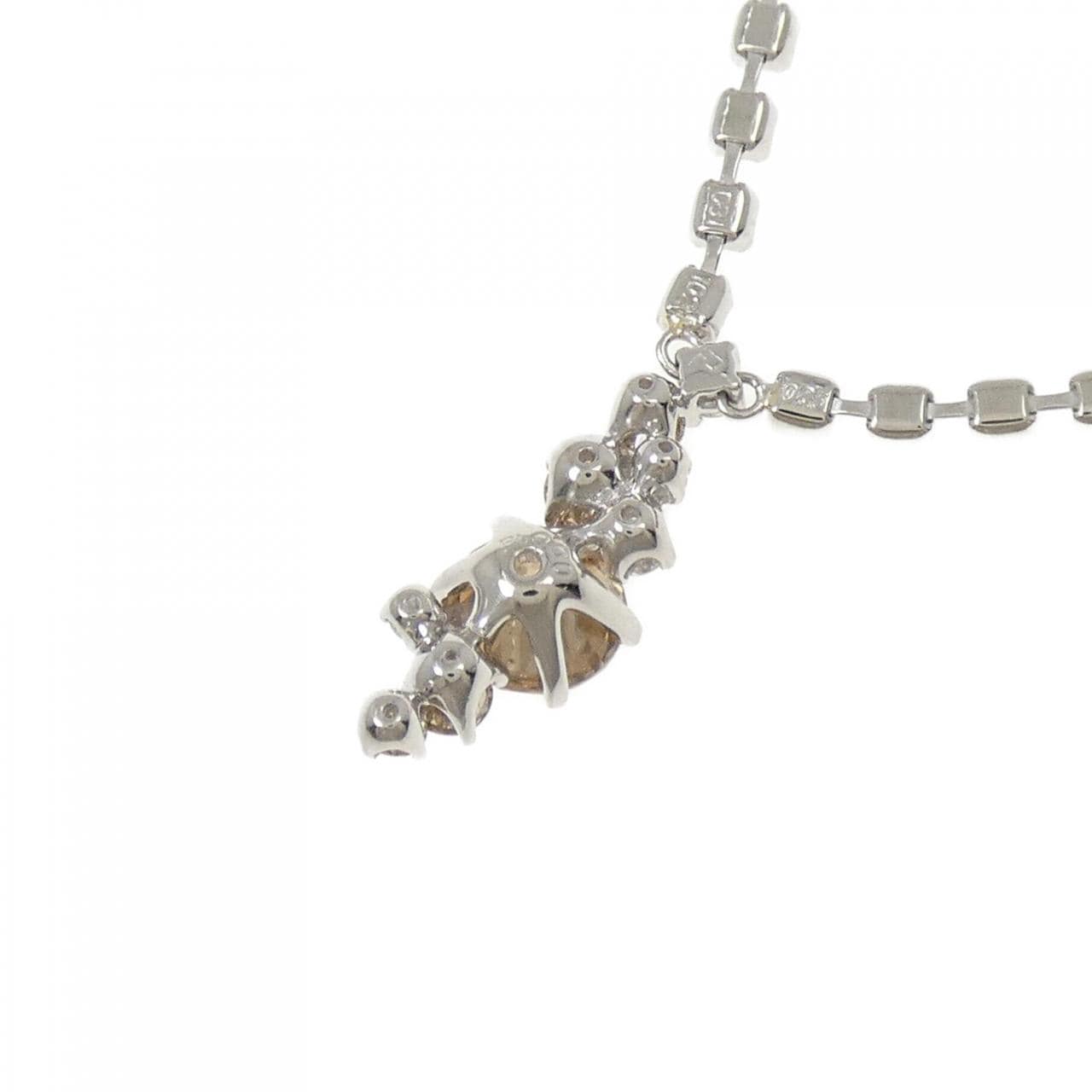 Pola Diamond Necklace 1.02CT
