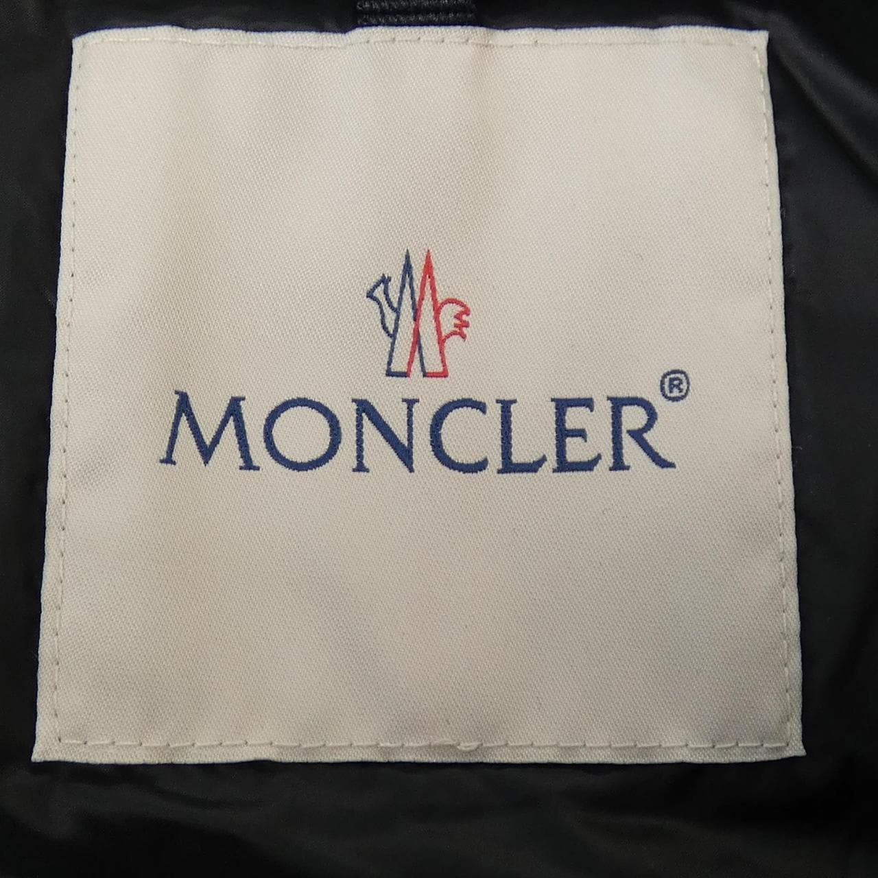 モンクレール MONCLER AUCUN ダウンジャケット