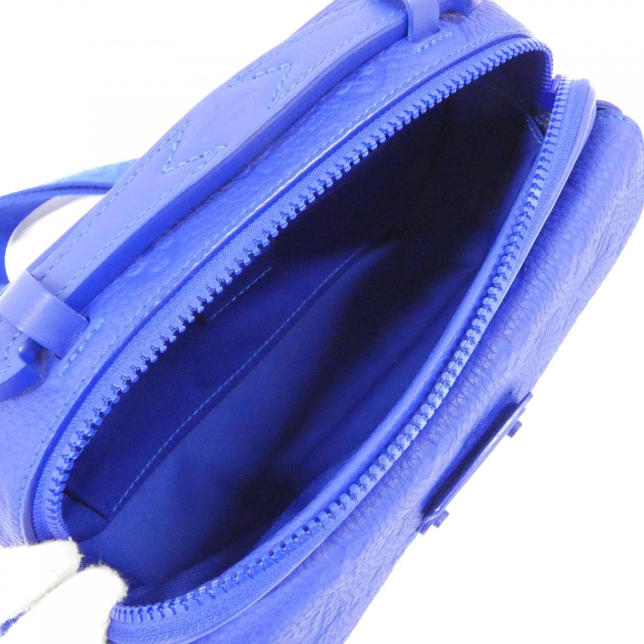 ルイヴィトン トリヨン モノグラム Sロック メッセンジャー M58488 ショルダーバッグ