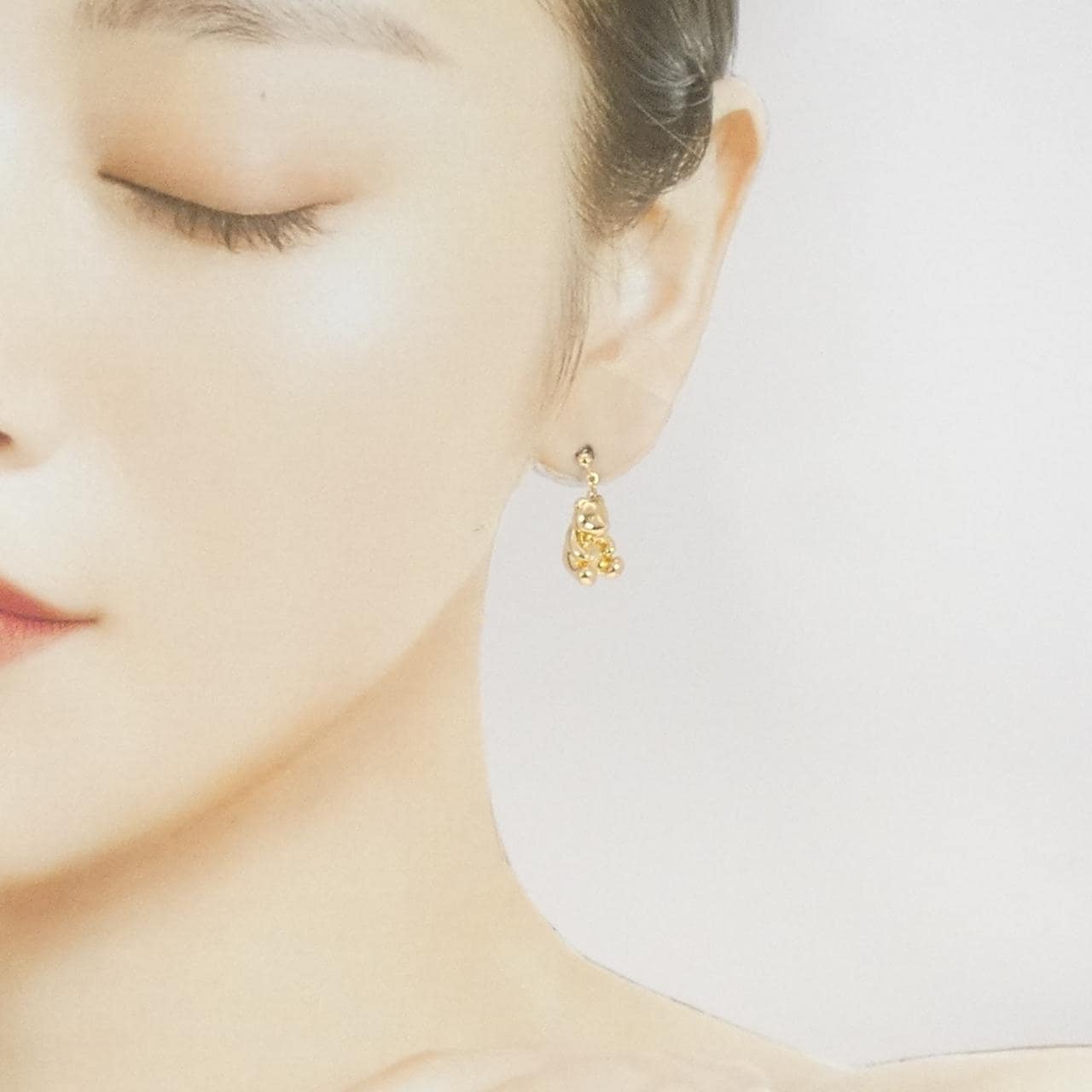 K18YG ベア ピアス