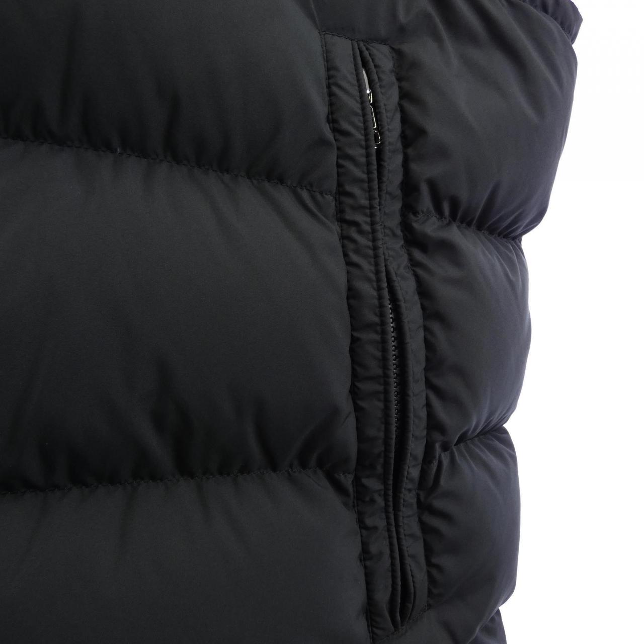 モンクレール MONCLER CARDAMINE ダウンベスト
