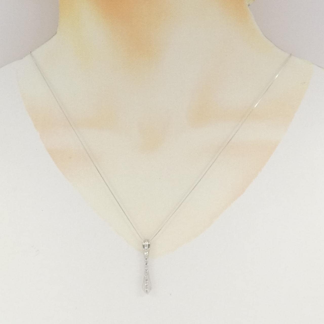 K18WG ダイヤモンド ネックレス 0.37CT