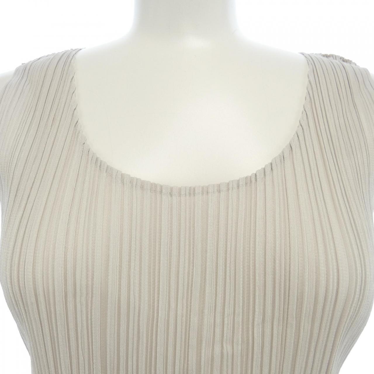 プリーツプリーズ PLEATS PLEASE トップス