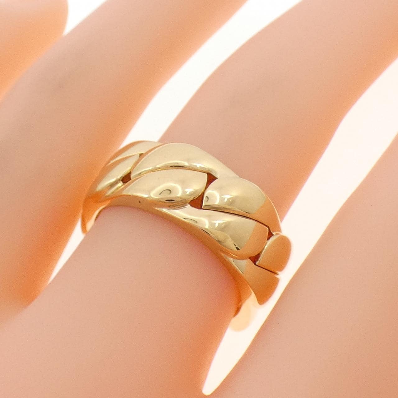 カルティエ ラドーニャ リング