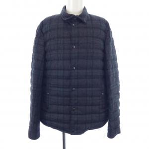 モンクレール MONCLER ダウンジャケット