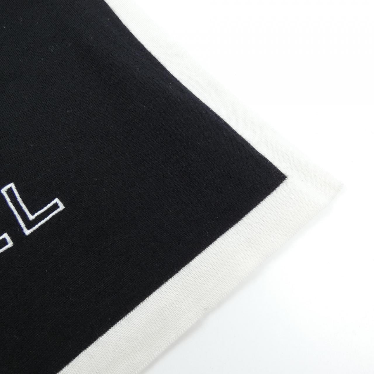 シャネル CHANEL MUFFLER