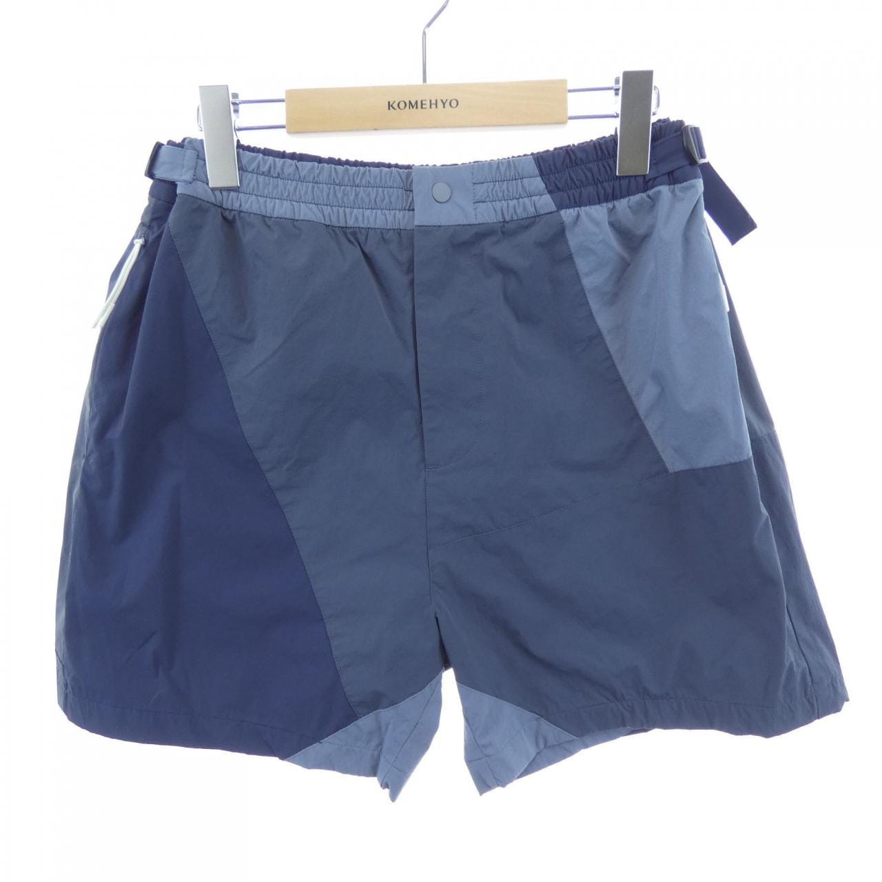 キス KITH ショートパンツ