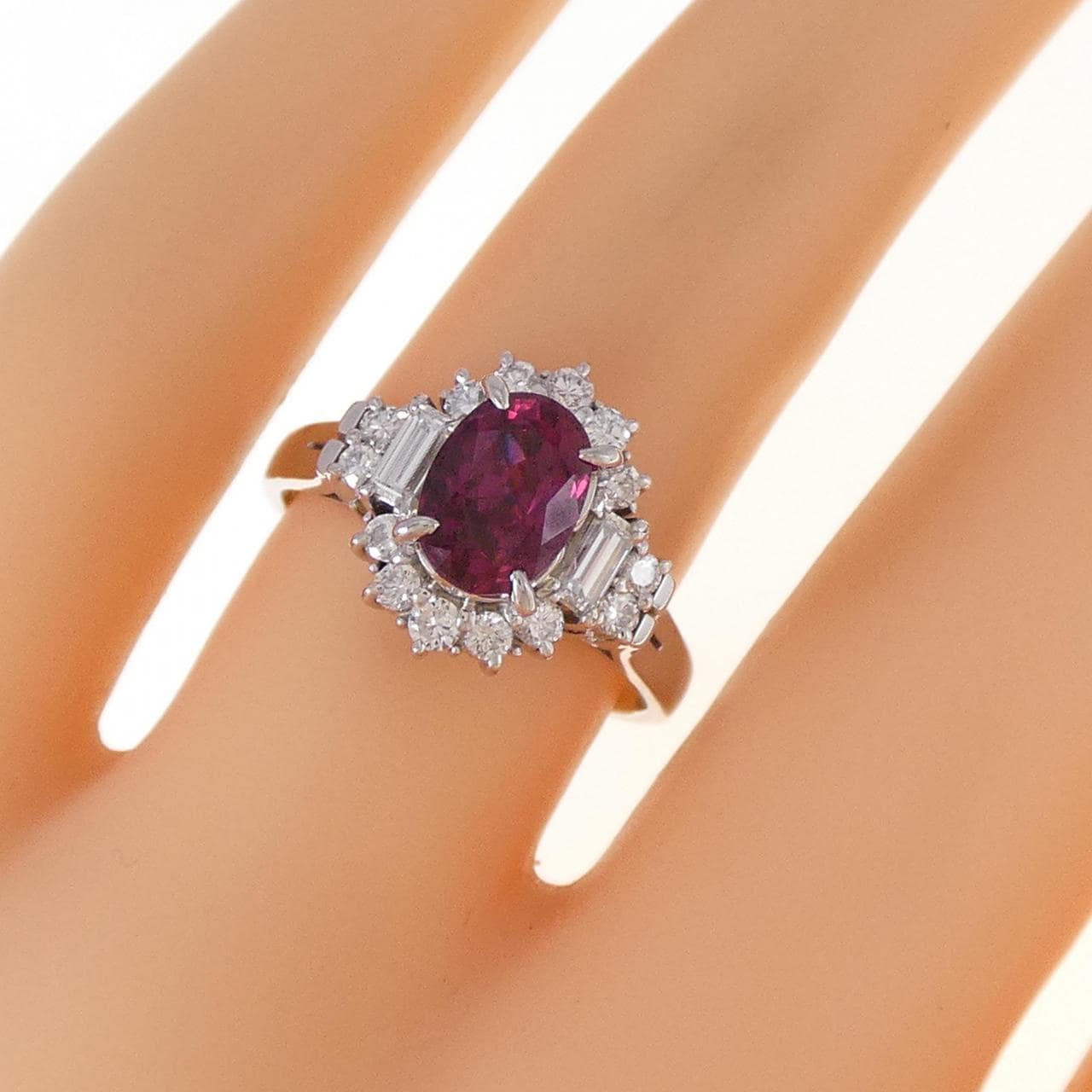 PT Ruby Ring 1.35CT