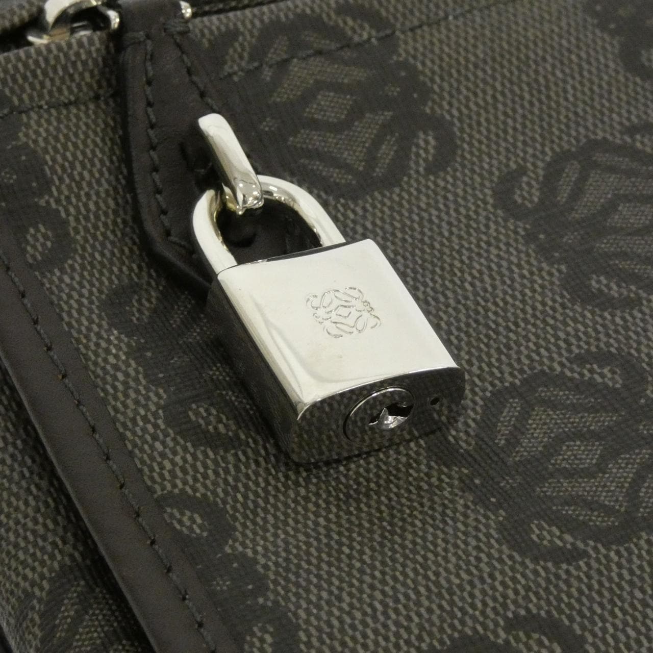 ロエベ 345 80 763 ショルダーバッグ