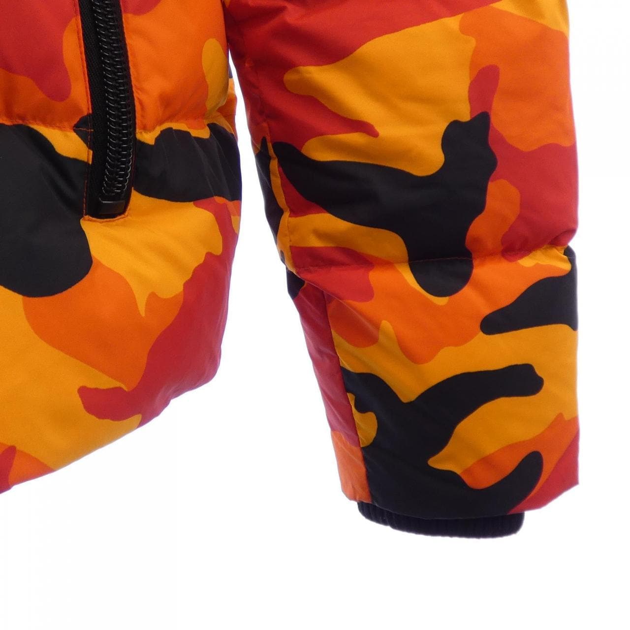 ディースクエアード DSQUARED2 S71AN0305 ダウンジャケット