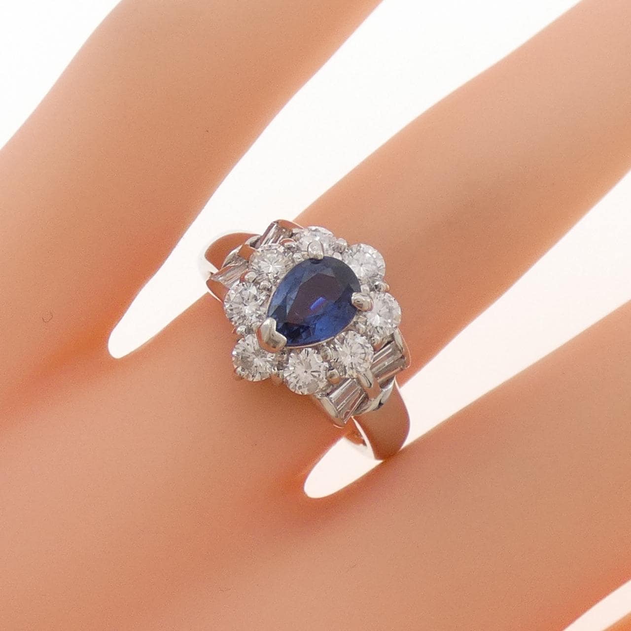 PT900 サファイヤ リング 0.92CT