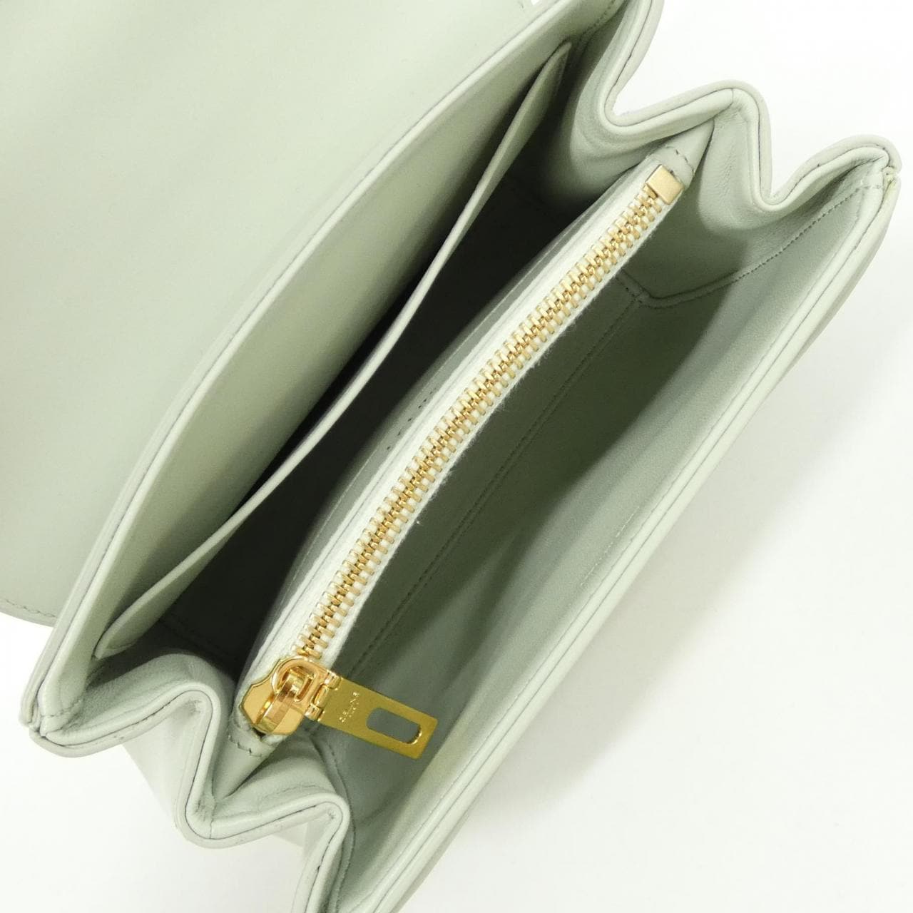 【新品】セリーヌ 16 ミニ 197983BEY バッグ