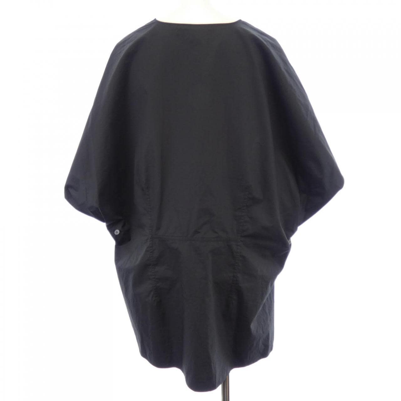 エルメス HERMES トップス