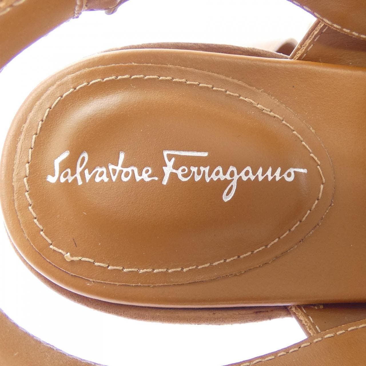 サルヴァトーレフェラガモ SALVATORE FERRAGAMO サンダル