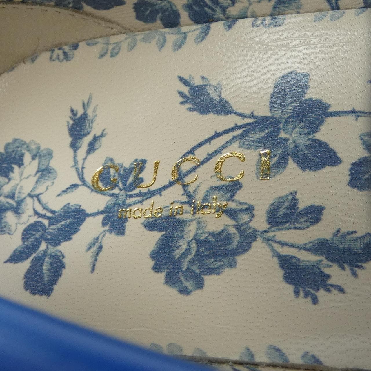 GUCCI鞋