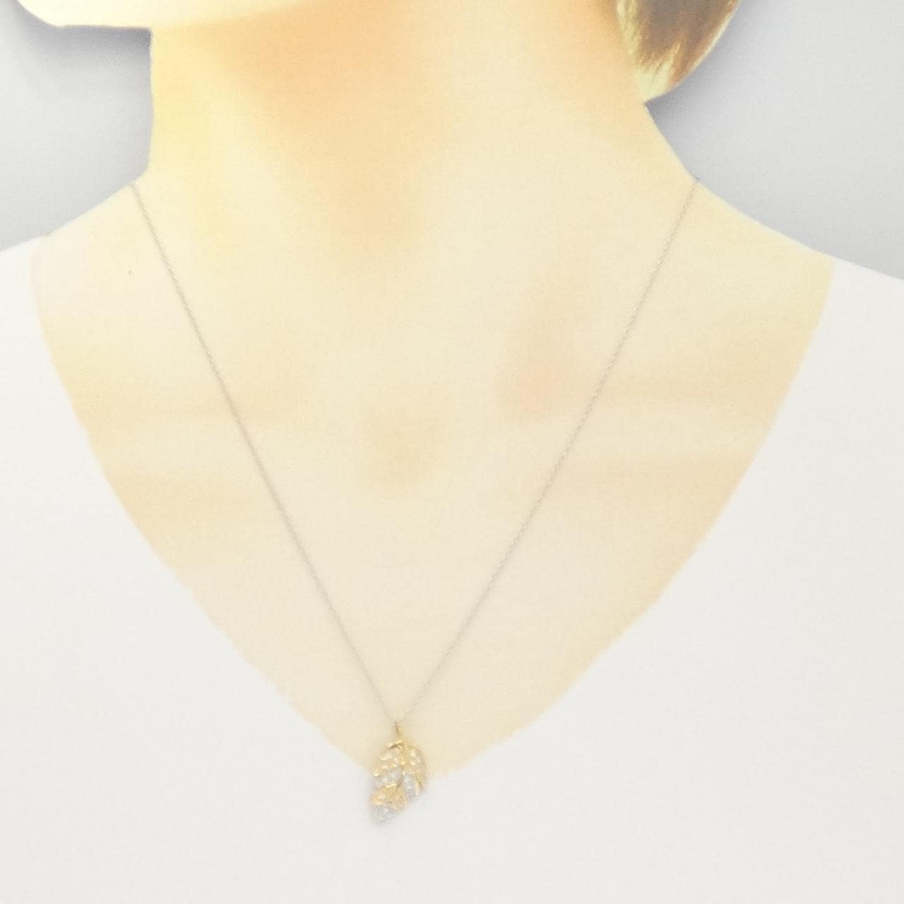 K18/PT/K18WG リーフ ダイヤモンド ネックレス 0.13CT