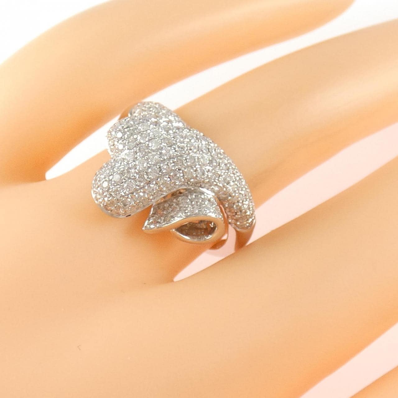 K18WG パヴェ ハート ダイヤモンド リング 1.00CT