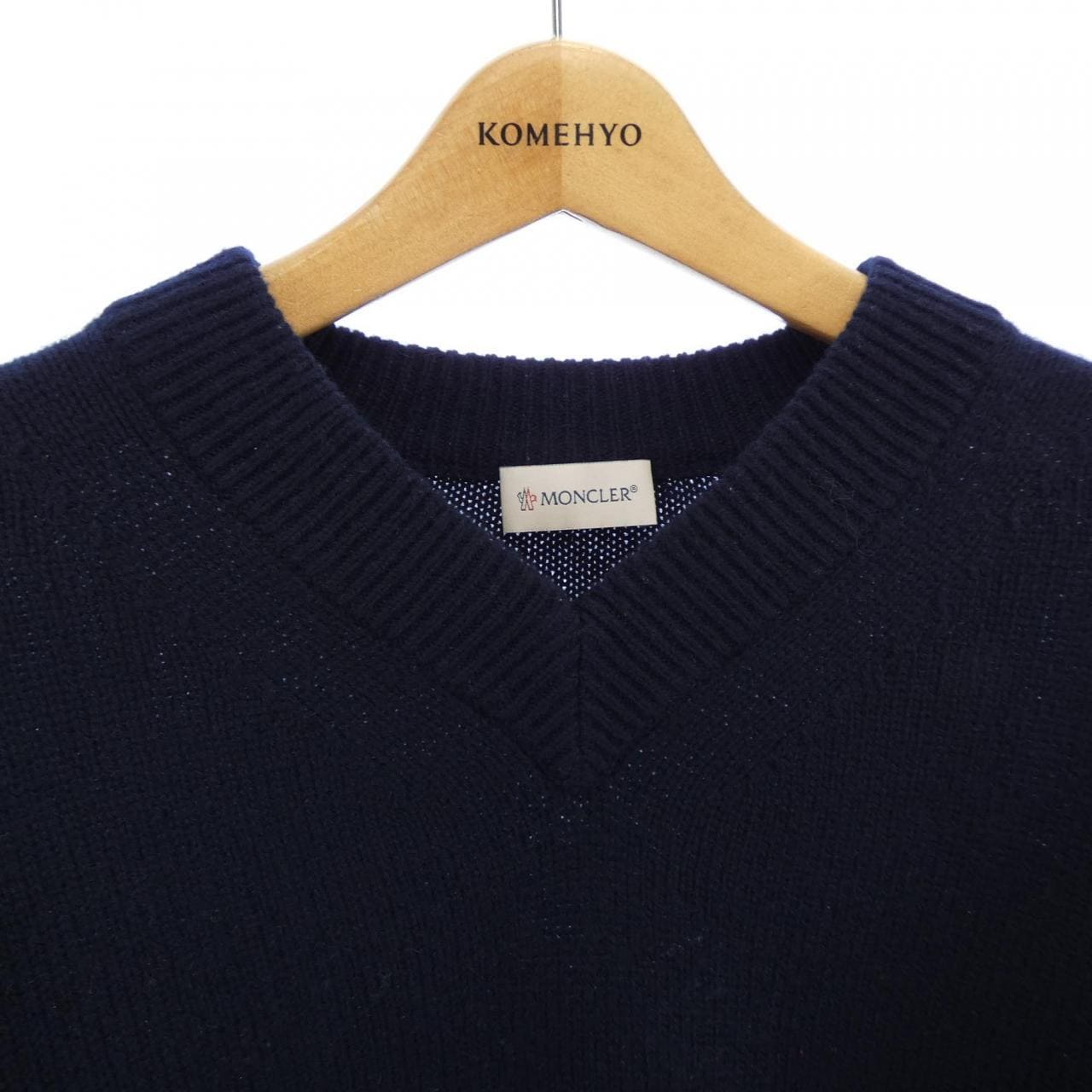 モンクレール MONCLER G20919D00001M1127 ニット