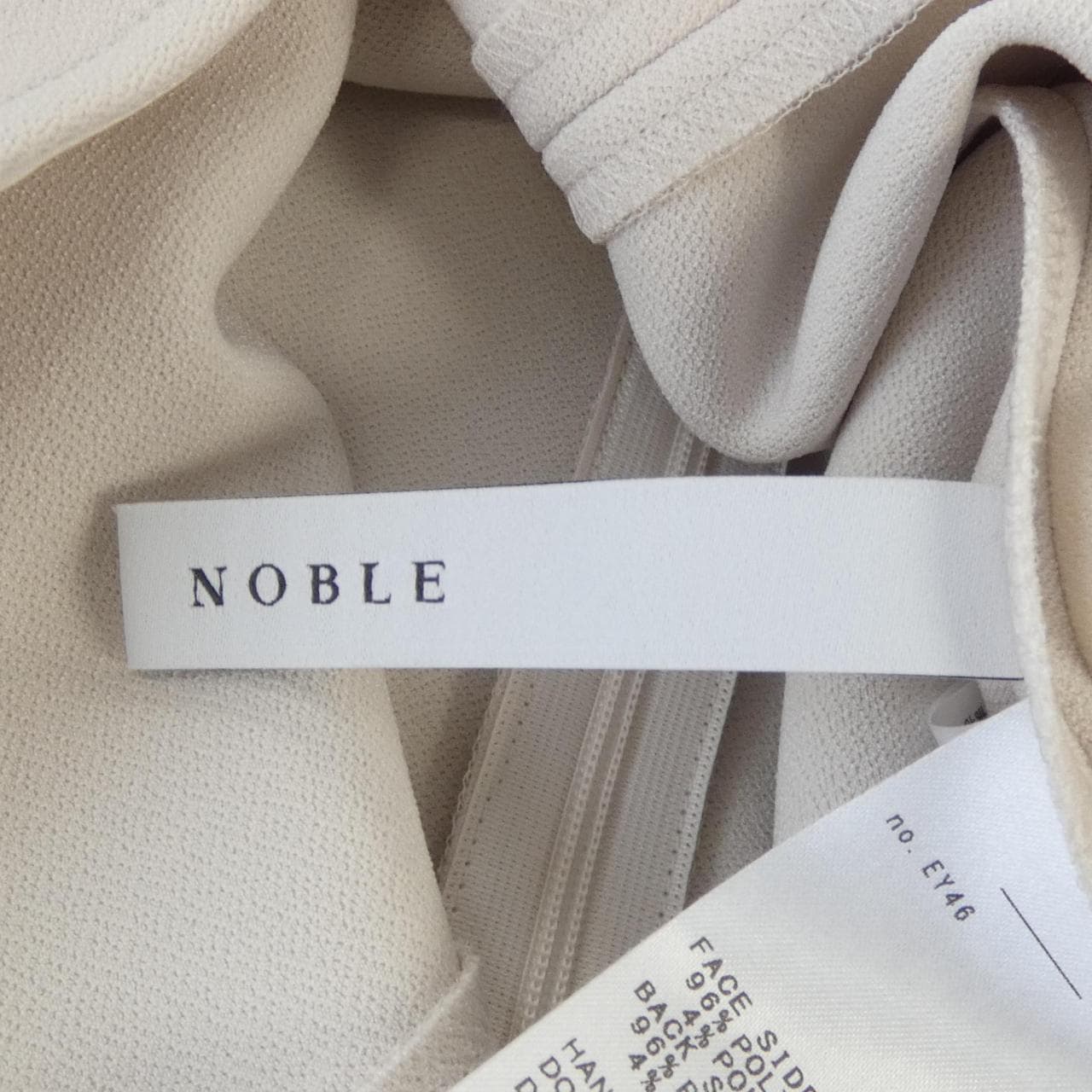ノーブル Noble 25-051-240-7090-3-0 トップス