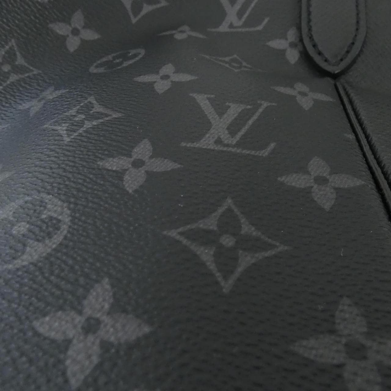 LOUIS VUITTON Taiga Rama City 托特包 M30431 包