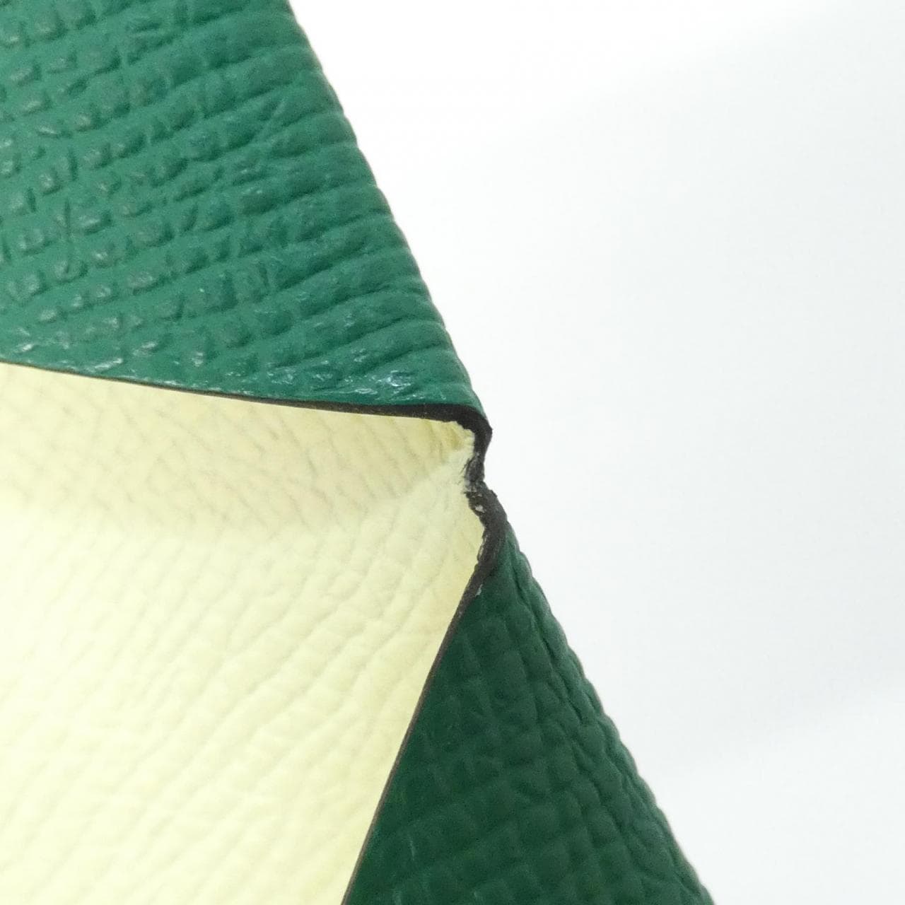 エルメス カルヴィ ヴェルソ 078475CK カードケース