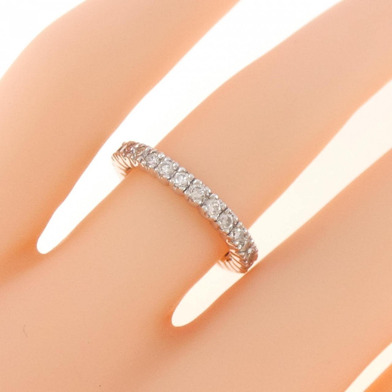 750WG ダイヤモンド リング 0.64CT