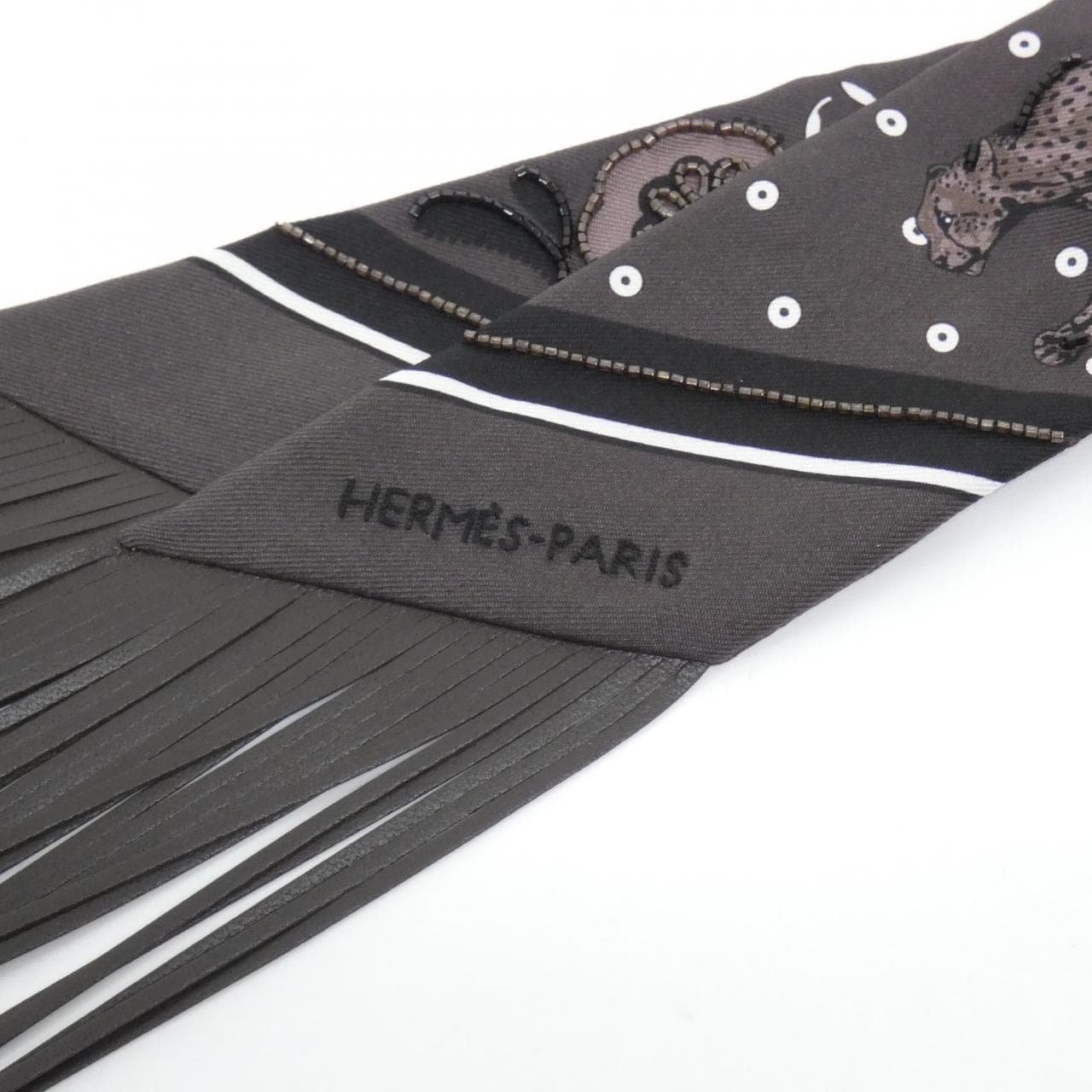 エルメス GUEPARD BANDANA ツイリー フリンジ 854179S スカーフ