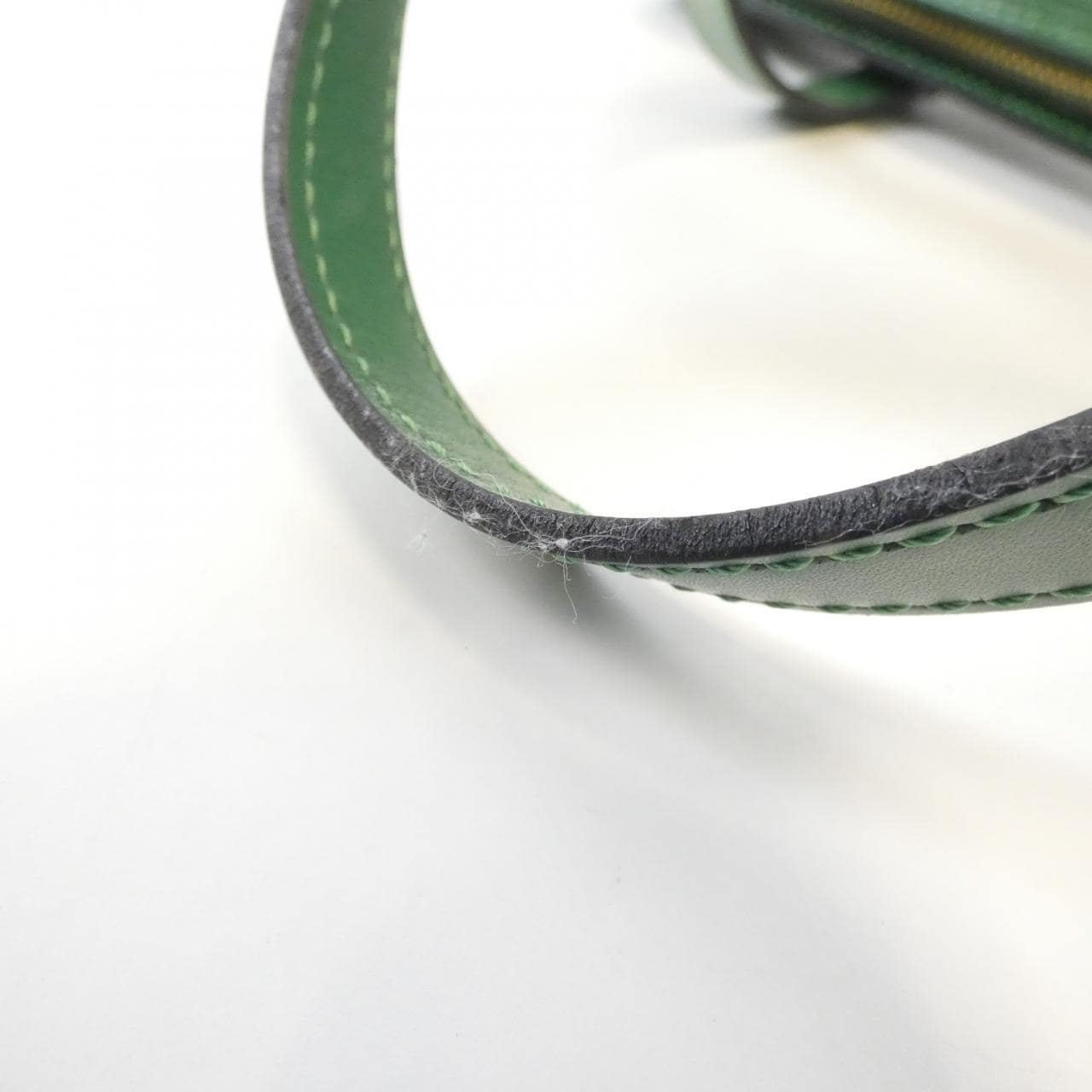 ルイヴィトン エピ スフロ M52224 バッグ