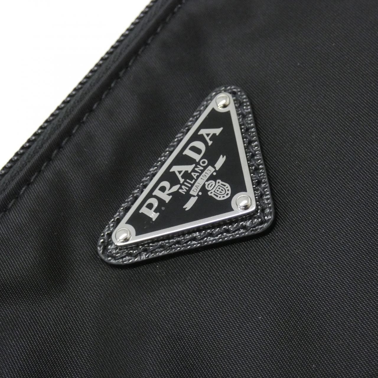 【新品】プラダ 2NE789 ポーチ