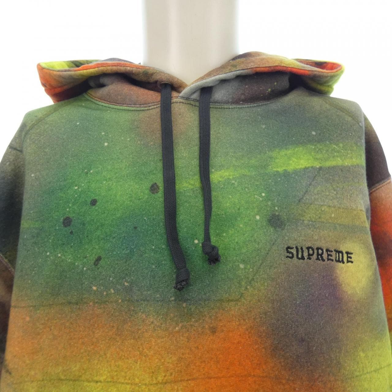 シュプリーム SUPREME パーカー