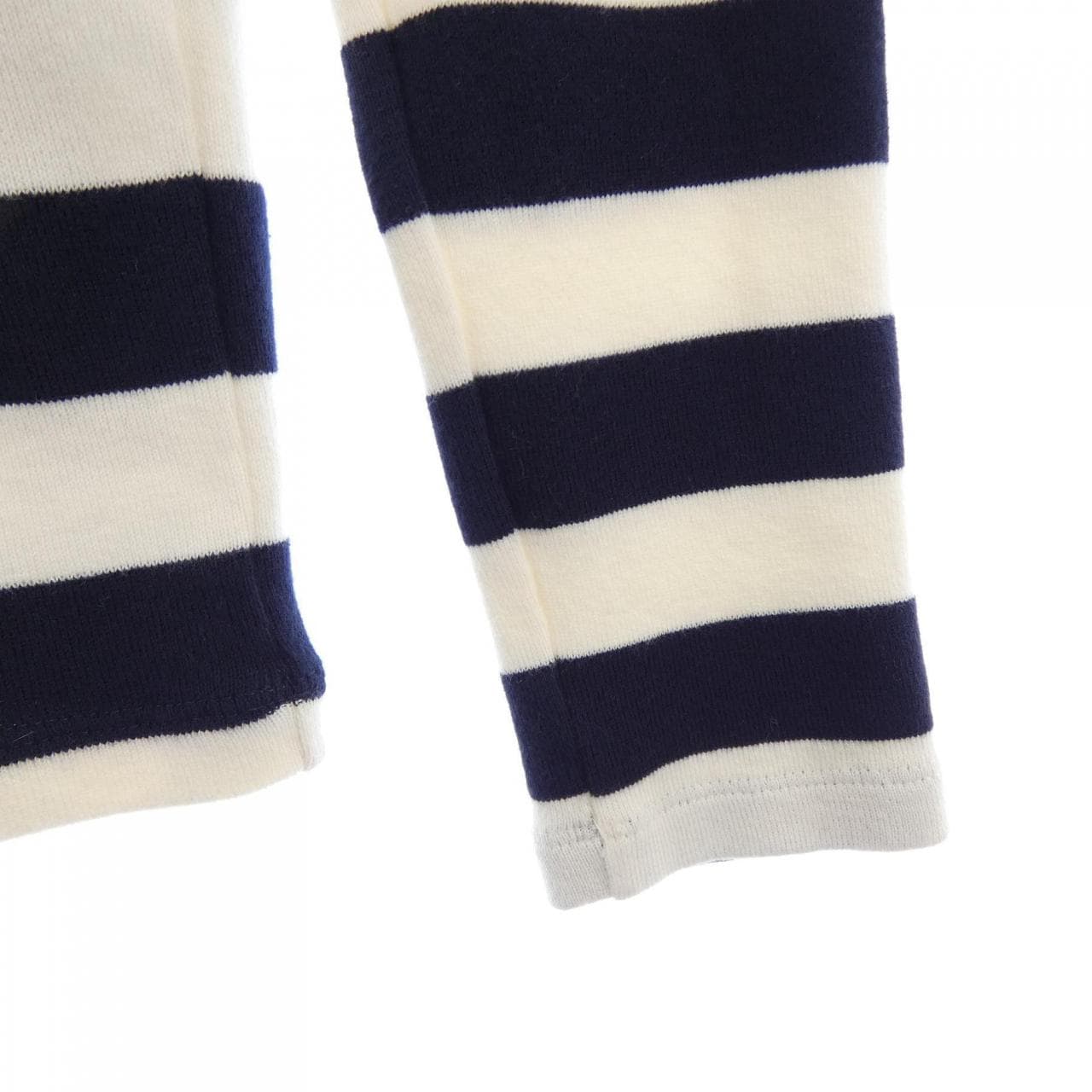 セリーヌ CELINE トリオンフ TRIOMPHE 2X47NA040 トップス