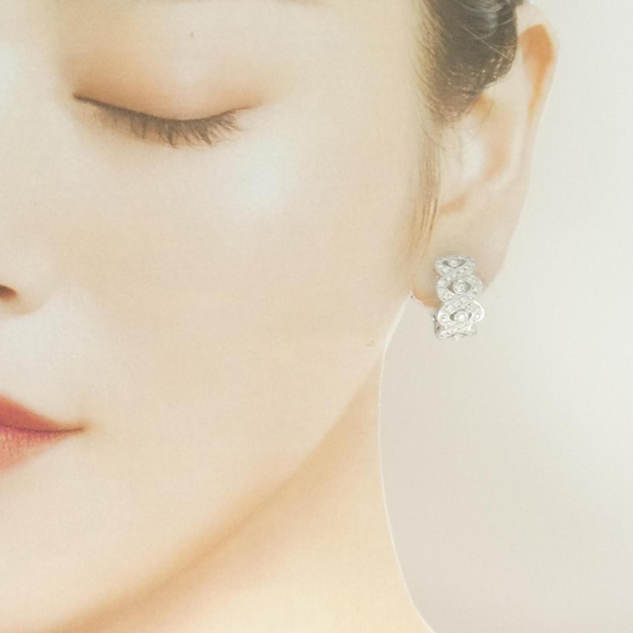 キメント ダイヤモンド ピアス