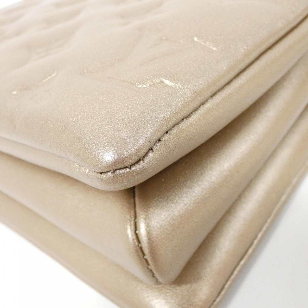 ルイヴィトン クッサンBB M22396 ショルダーバッグ