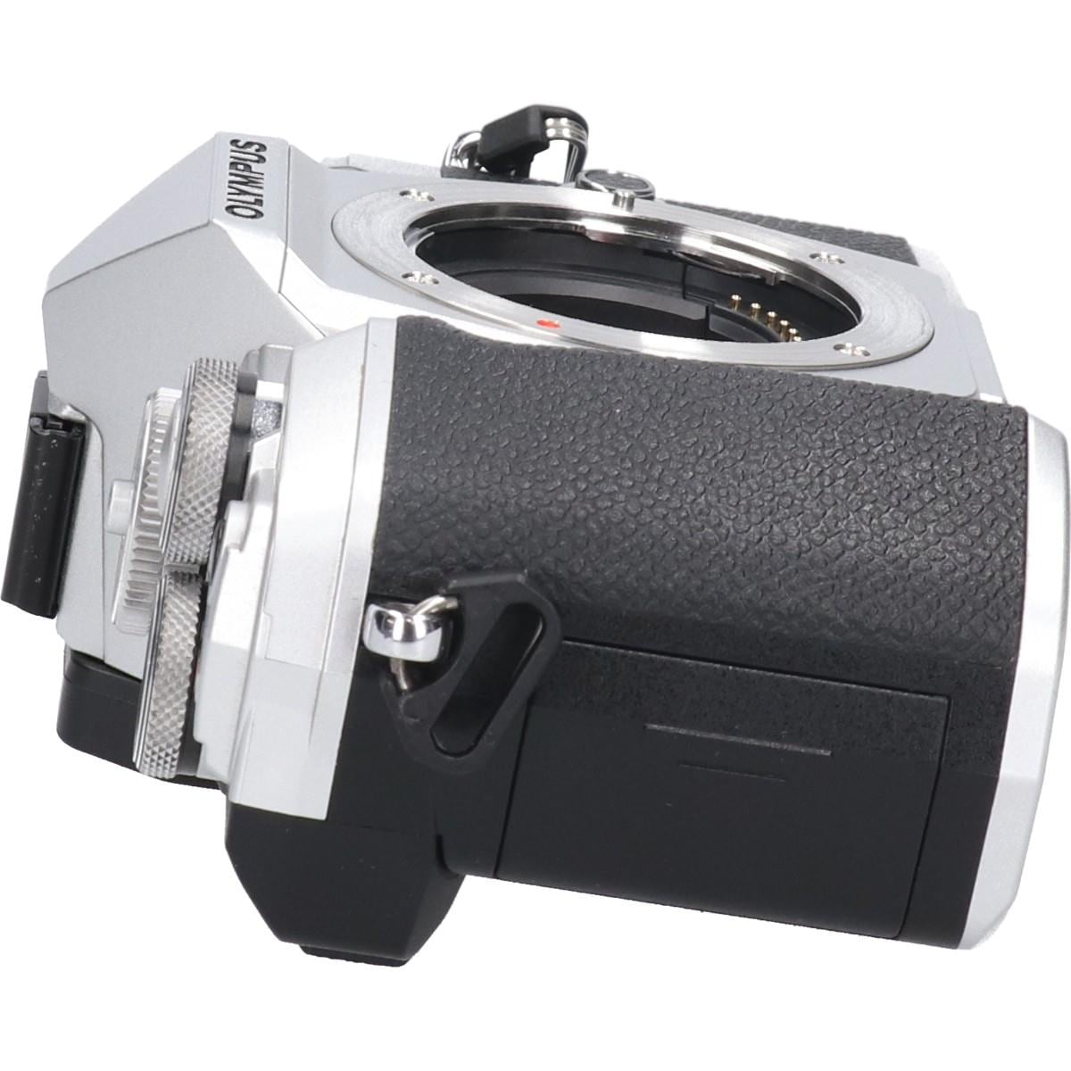 Ｅ－Ｍ５　ＭＡＲＫ　ＩＩＩ　シルバー