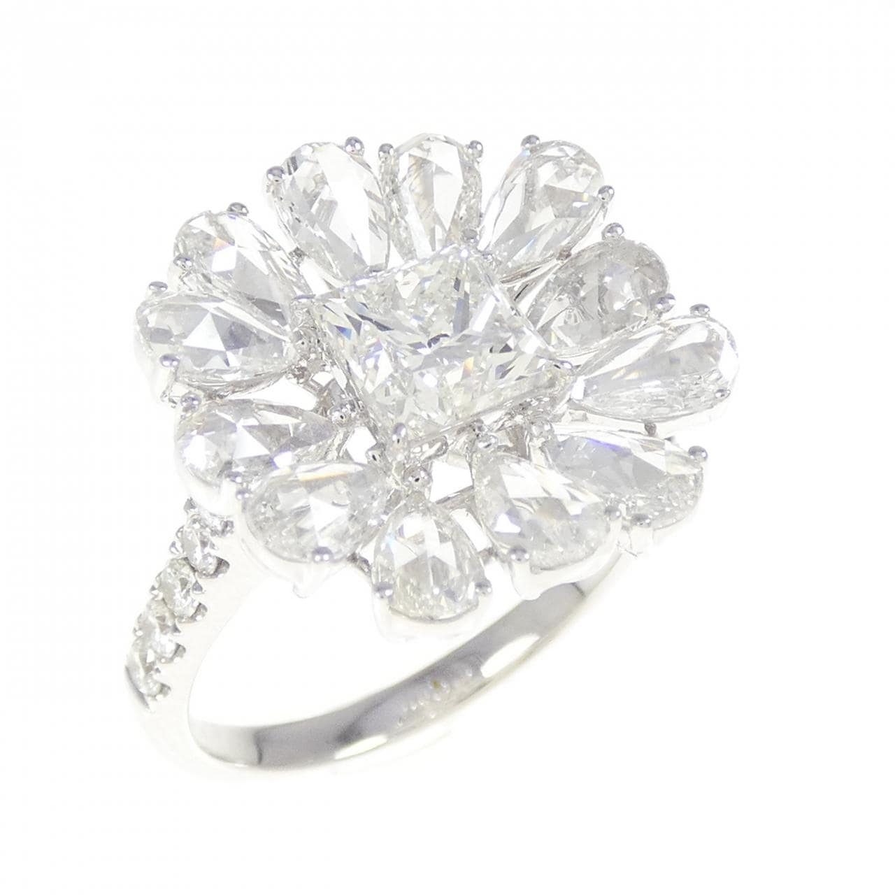 K18WG ダイヤモンド リング 1.005CT H VVS2 ファンシーカット