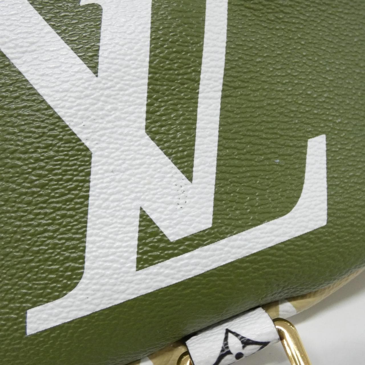 ルイヴィトン モノグラム ジャイアント バムバッグ M44611 ショルダーバッグ