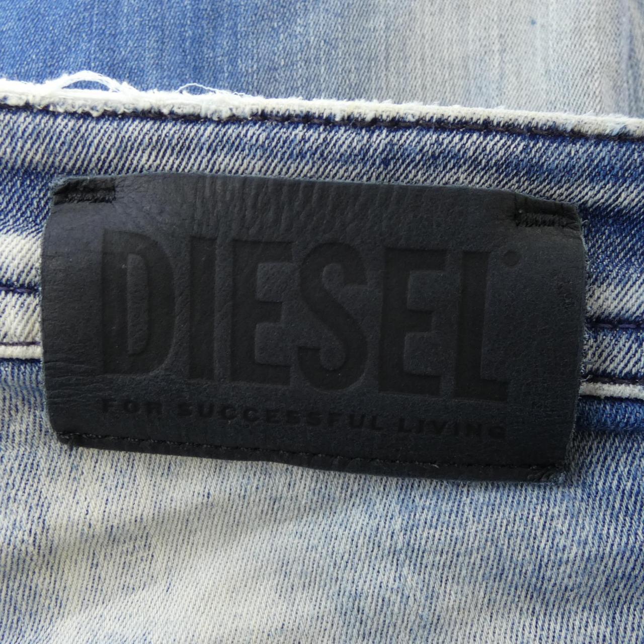 ディーゼル DIESEL THOMMER ジーンズ