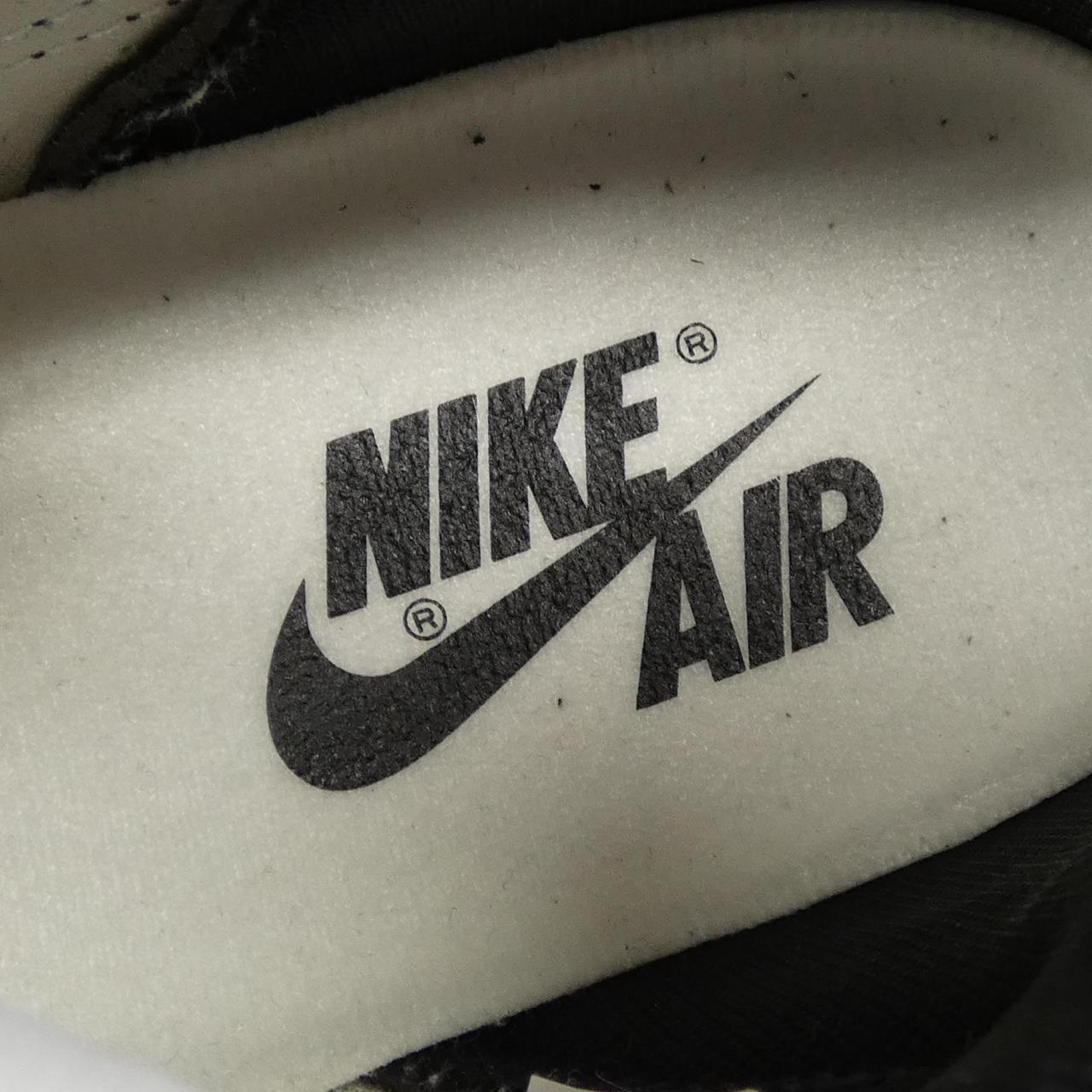ナイキ ジョーダン NIKE JORDAN スニーカー