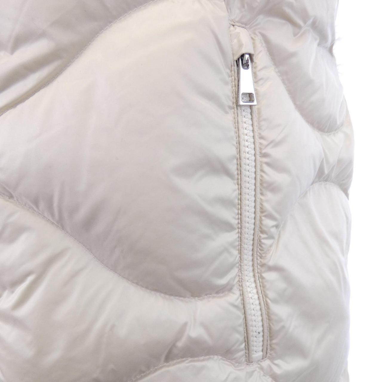 モンクレール MONCLER ACHARD ダウンベスト